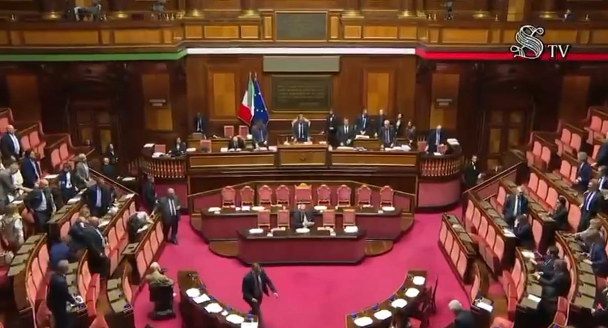 Il 25 aprile i fascisti scappano