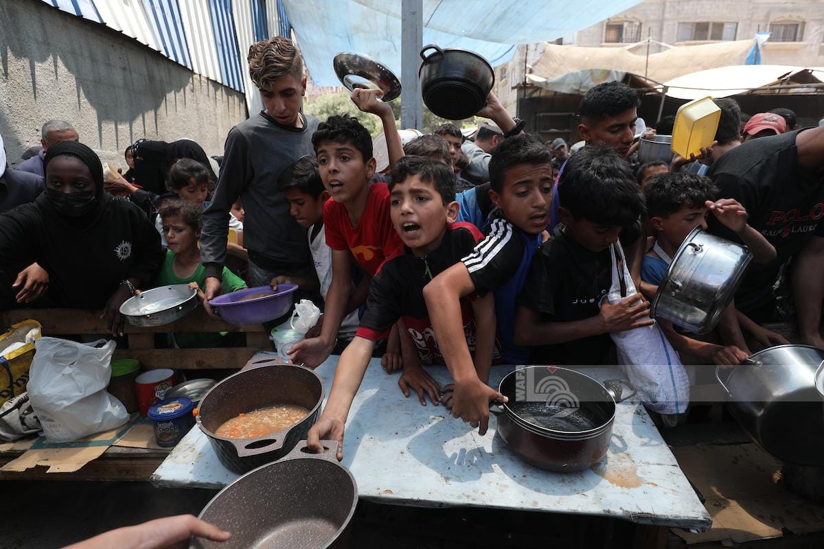 Il governo Meloni finanzia gli ammazzabambini