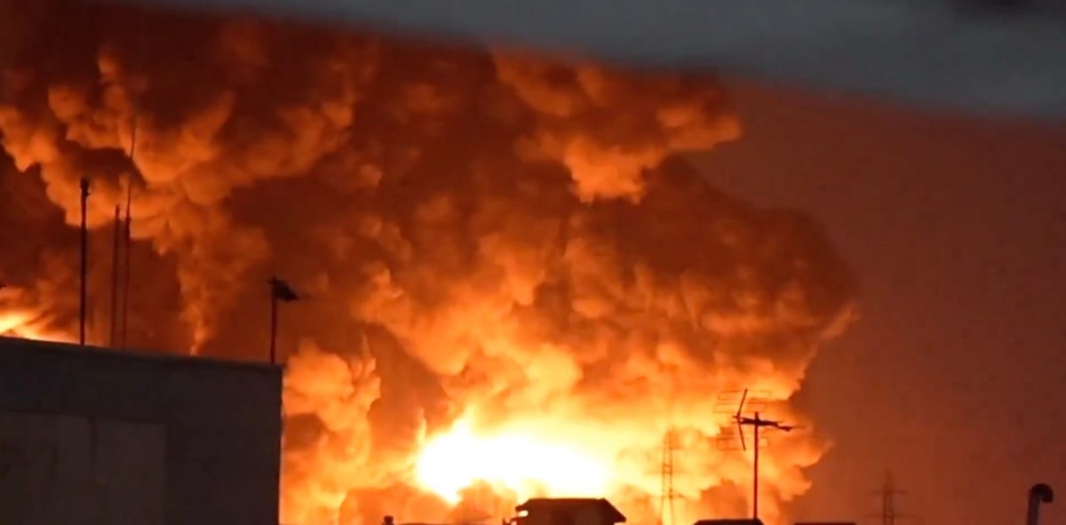 Piove nero su Teheran