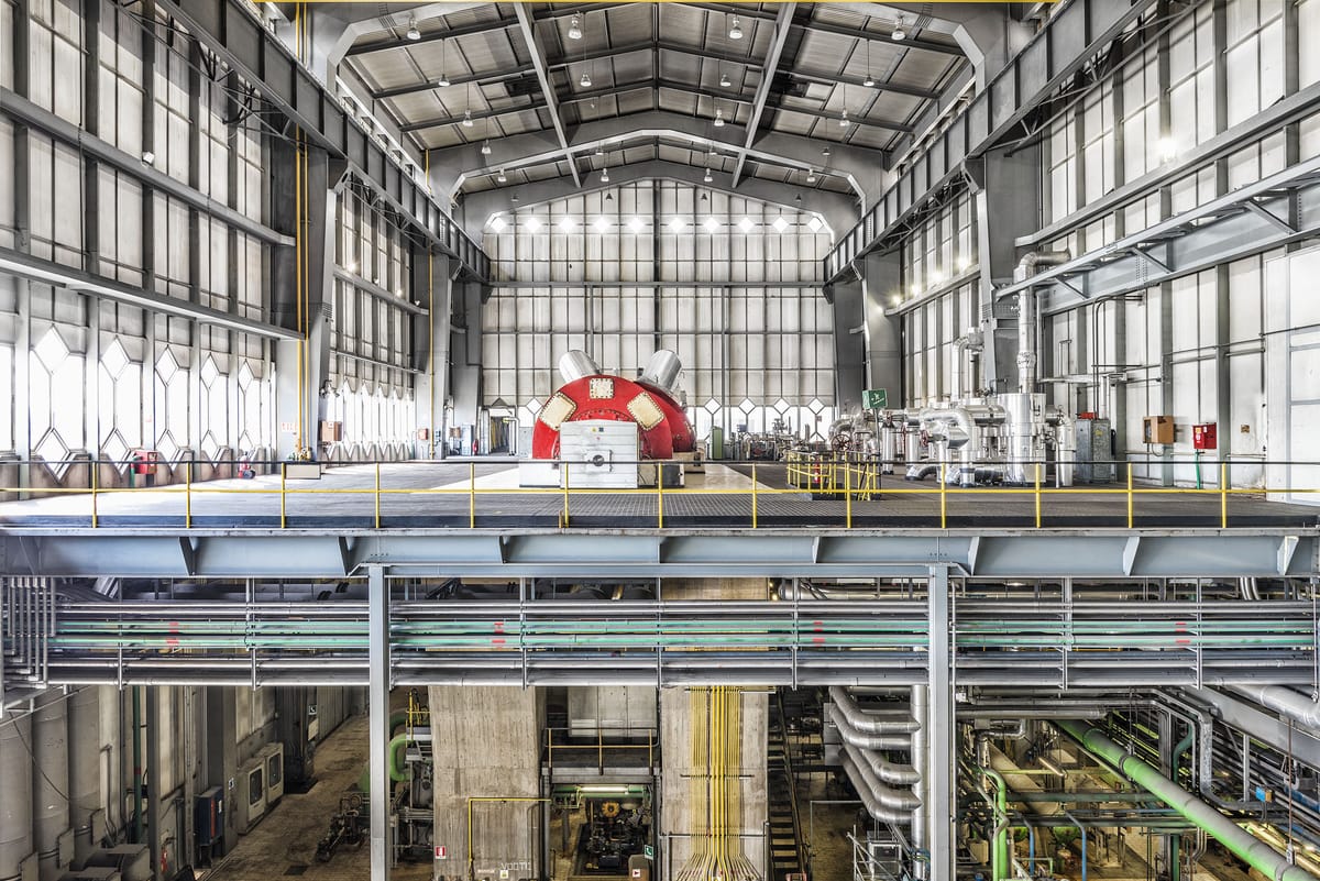 Cent’anni di energia e delle sue cattedrali