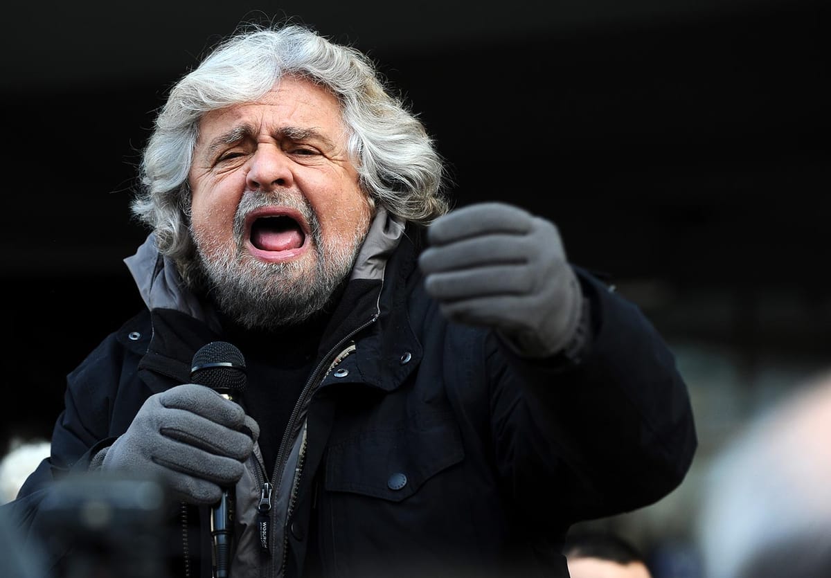 Beppe Grillo vuole abolire la mediazione sindacale. È un’idea fascistoide