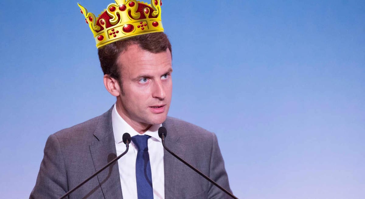 Hello, World! Il monarca repubblicano