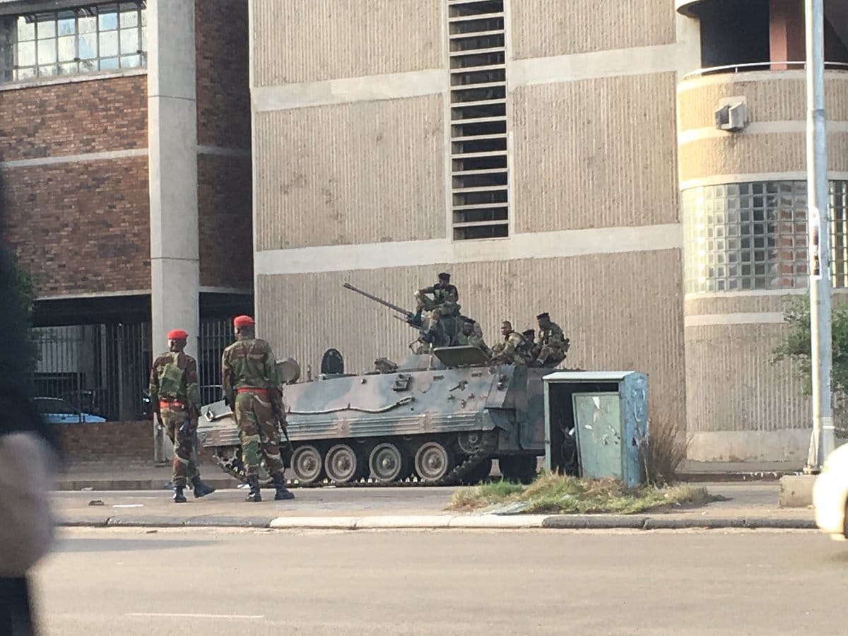 Hello, World! Colpetti di stato