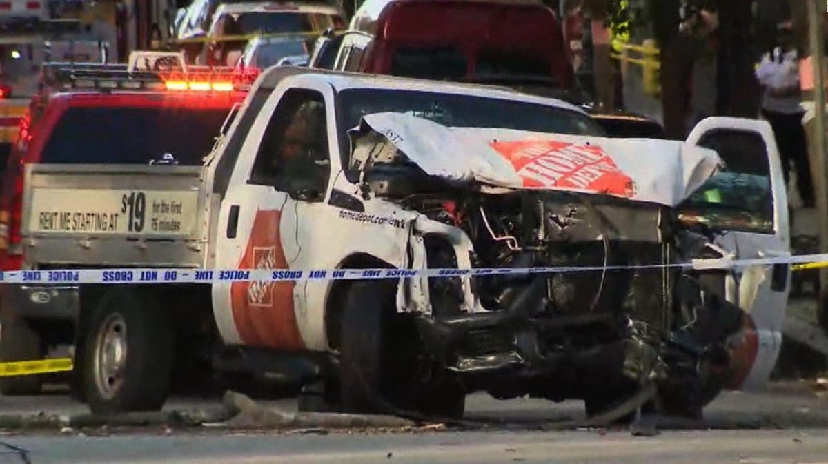 Hello, World! Un brutto Halloween a New York