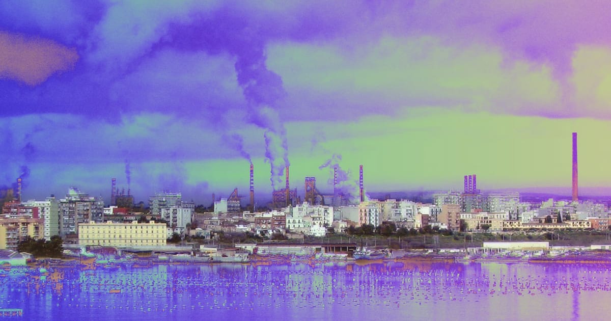 Perché preoccuparsi della crisi industriale quando c’è la “crisi di governo”