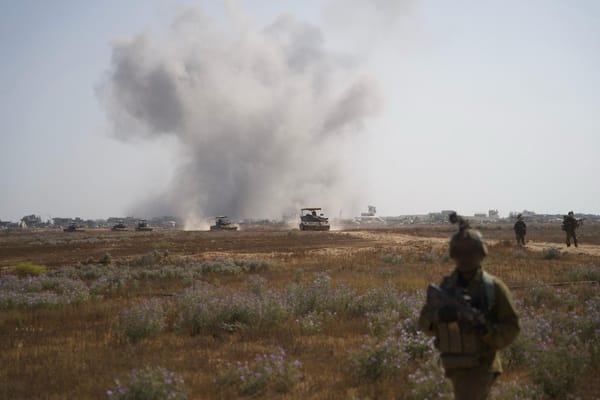 “Cooperate o vi uccidiamo”