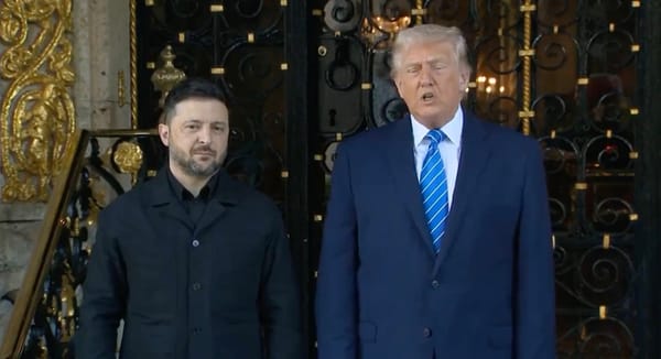 La porta girevole di Mar-a-Lago