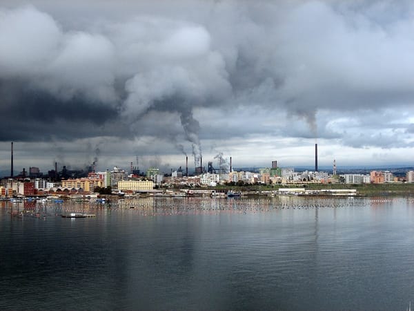 L’autunno nero dell’industria italiana