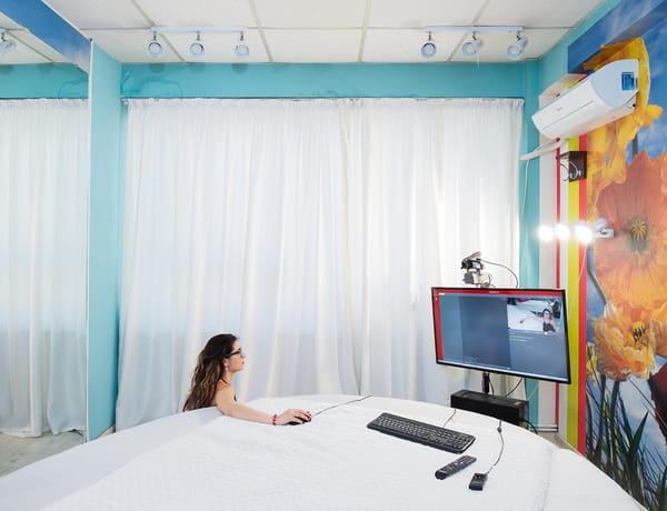 Live cam studio industry: Lorenzo Maccotta racconta l’industria delle sexy chat