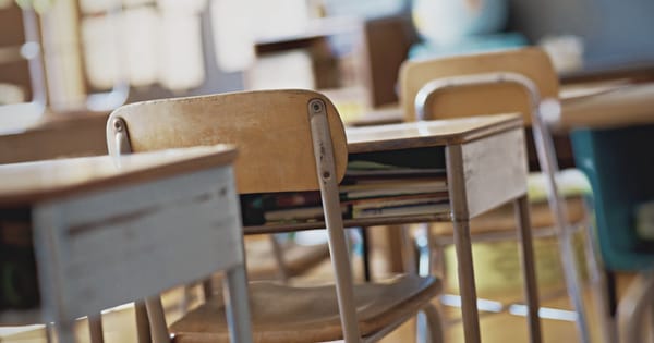 “Idoneità morale” e “retta dottrina”: le nuove regole del vaticano per gli insegnanti delle scuole paritarie