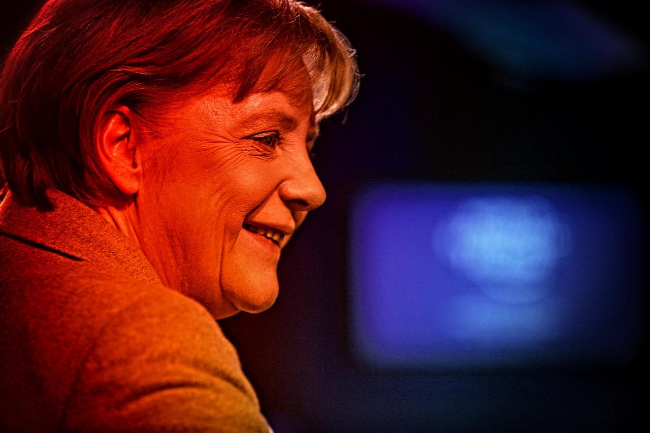 1280px-angela_merkel_-_profil_world_economic_forum_annual_meeting_2011