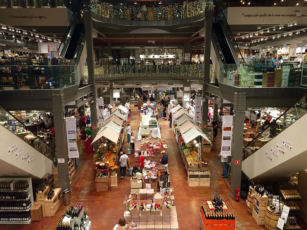 Eataly a São Paulo, Brasile / CC Sérgio J. Neto, Wikimedia Commons