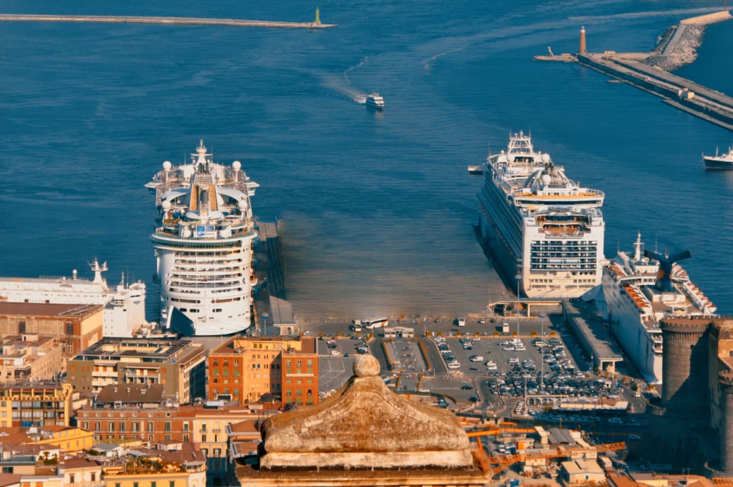 foto originale via Wikimedia Commons cc Ra Boe